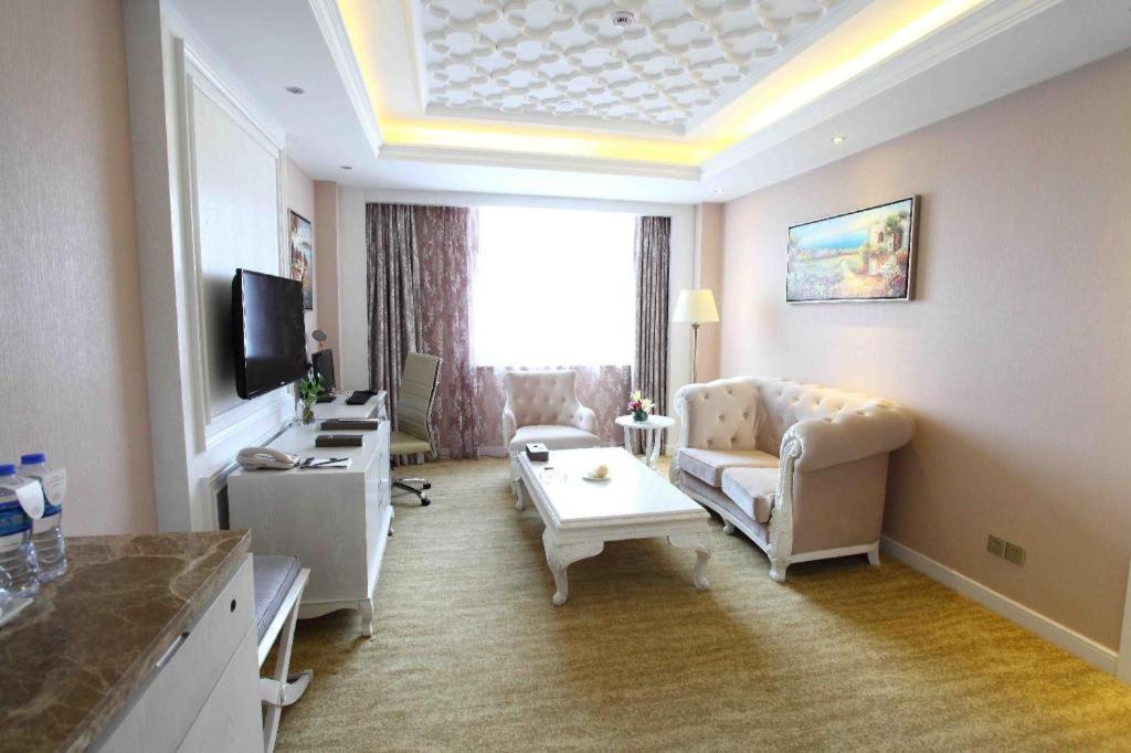 Sofis Pingshan Hotel Fuzhou  Buitenkant foto